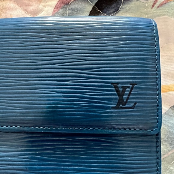Beautiful Epi Blue Louis Vuitton vintage wallet - Picture 4 of 8